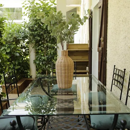 Apartment Le Patio D'elio,